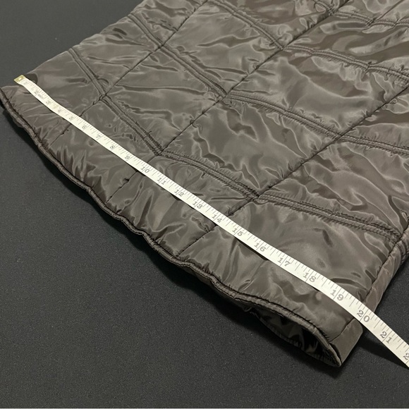 Reitmans Brown Quilted Puffer Vest Zip Front Utility Pockets Medium - Picture 11 of 11
